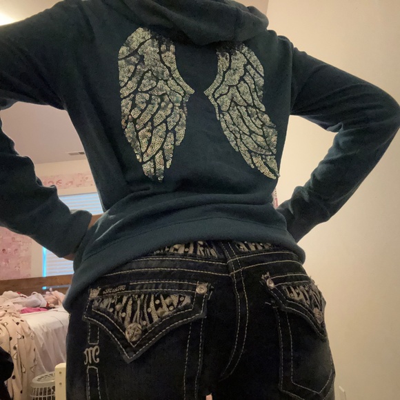 Meet your Posher, Sam - Picture 4 of 12